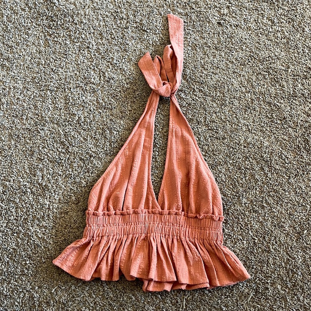 Halter backless crop